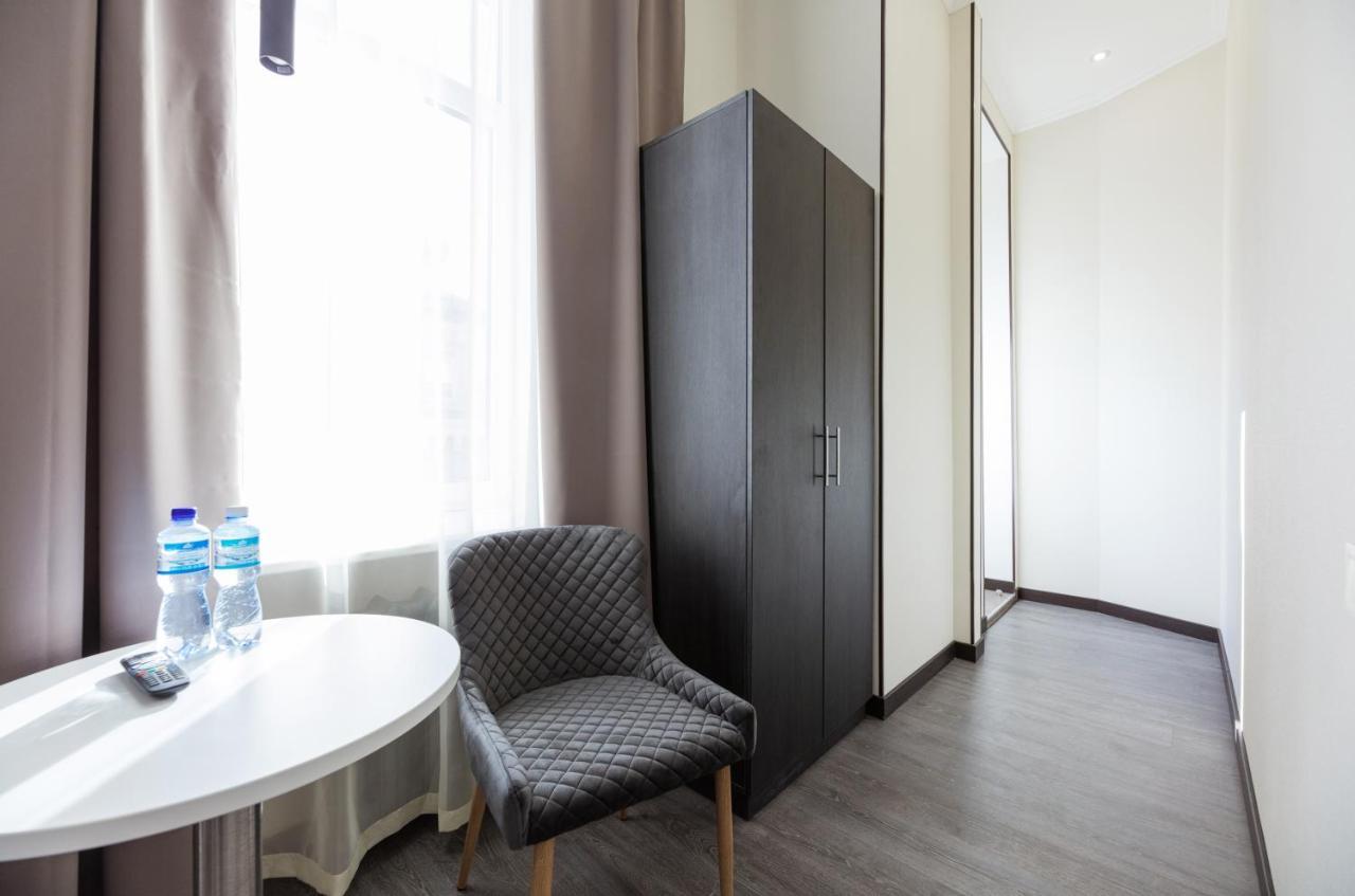 Apart Hotel Maidan Kyiv Exterior photo