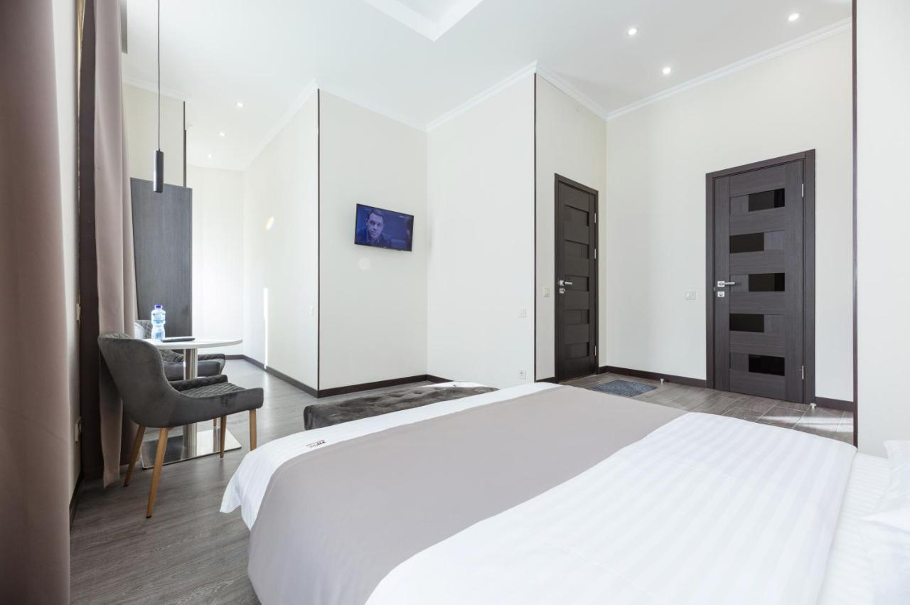 Apart Hotel Maidan Kyiv Exterior photo